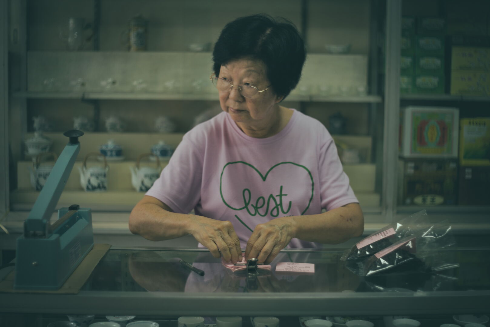 Research on aged Liu Bao tea and its culture in Malaysia, view 3