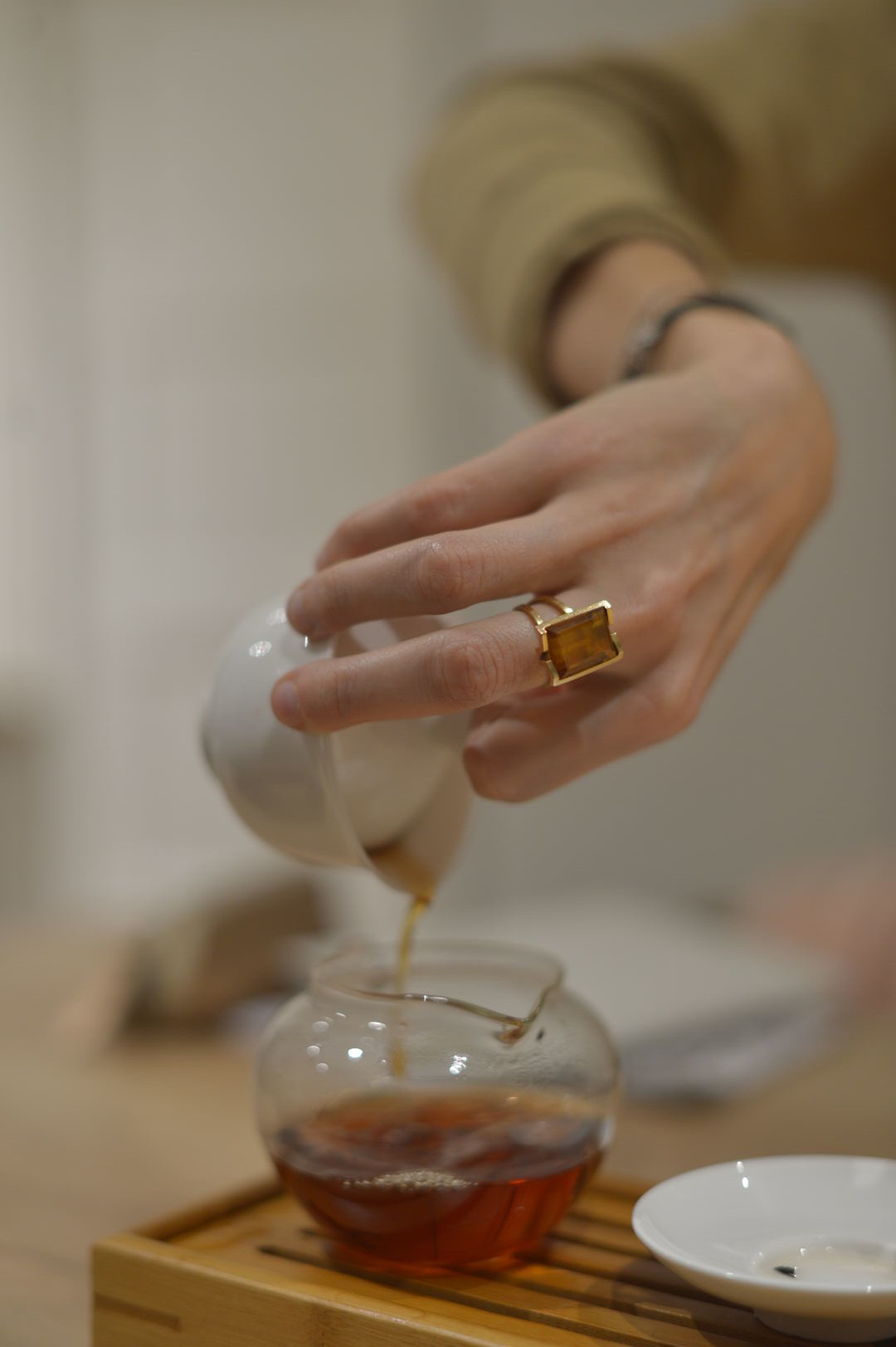Advanced puerh tea training with Carine Baudry in Paris in 2019, view 3