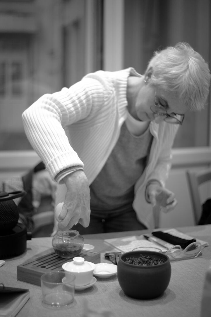 Advanced puerh tea training with Carine Baudry in Paris in 2025, view 2