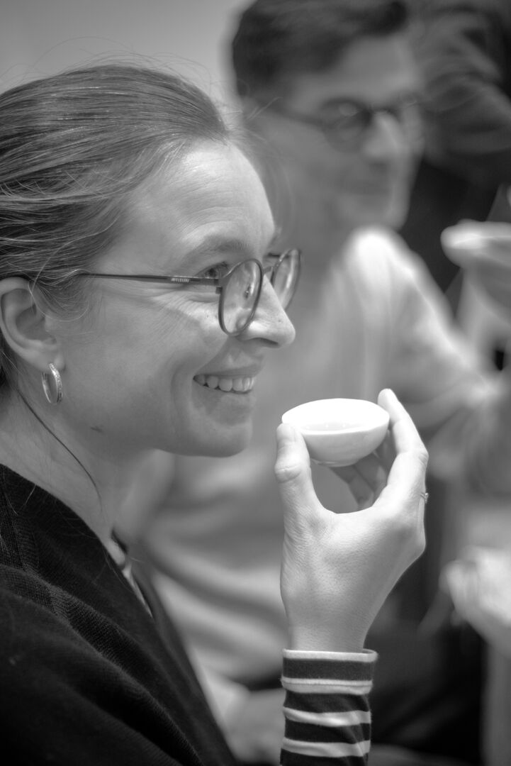 Advanced puerh tea training with Carine Baudry in Paris in 2025, view 3