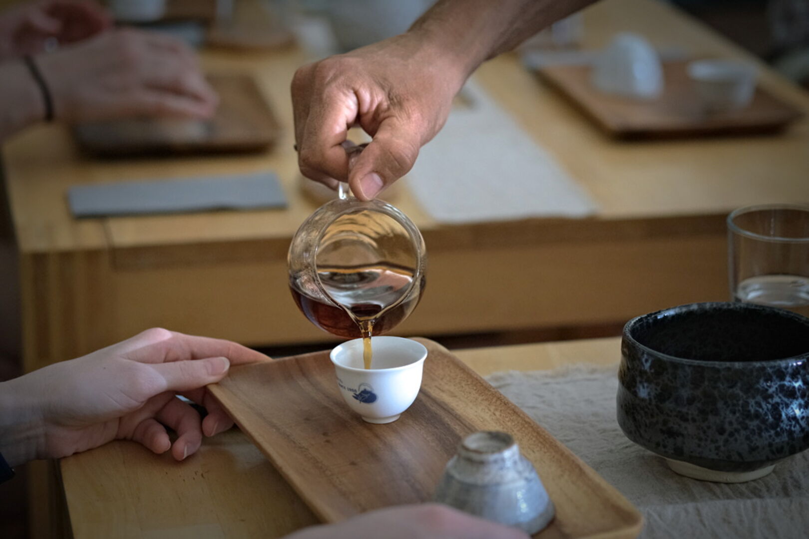 Puerh tea workshop at Tee Kontor Kiel in Germany, view 4